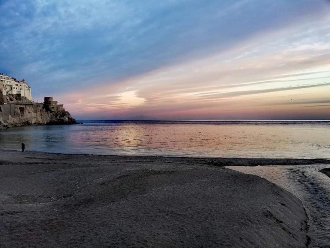 Appartamento Bluoltremare Amalfi Esterno foto